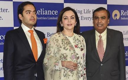 The Ambanis: How Mukesh Ambani Became The 15th Richest Person In The ...