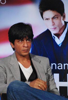 Shah Rukh Khan Detained And Questioned At US Airport - Masala.com