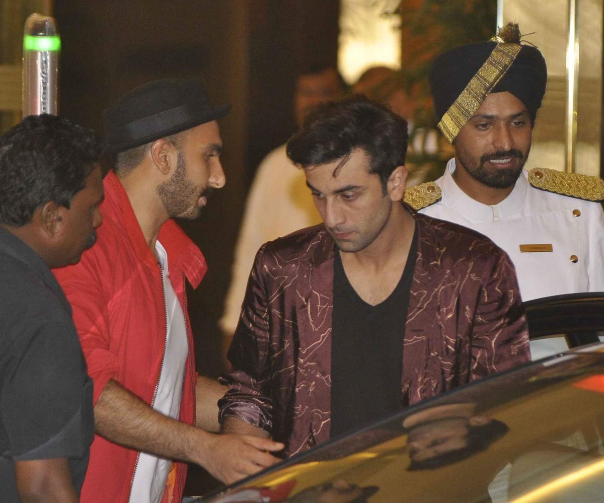 Ranbir Kapoor To Ranveer Singh: B-Town Men Who Did Not Hesitate To