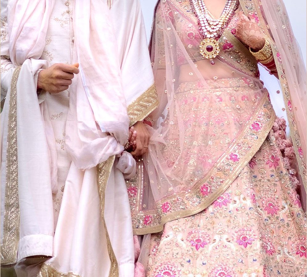 Virat Kohli and Anushka Sharma Wedding & Reception Photos -  Wedlockindia.com | Wedding dresses men indian, Bride reception dresses, Wedding  dress men
