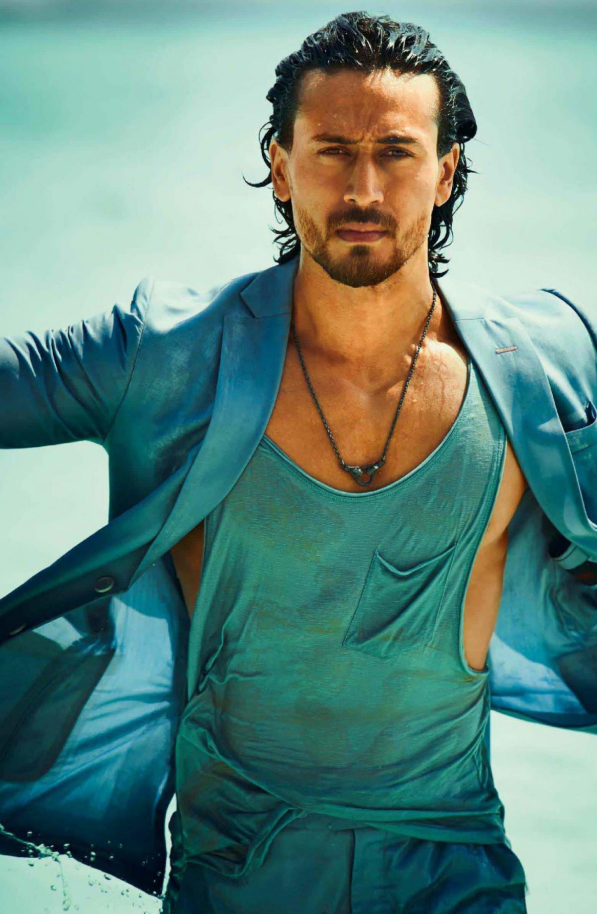 Tiger Shroff Birthday Special: The War Actor Is One of the Nicest Guys ...