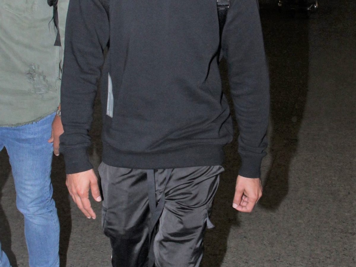 Airport Diaries: Vicky Kaushal looks cool and casual, Ranbir