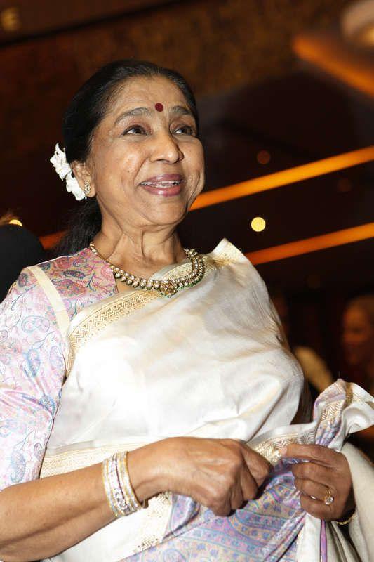 Asha Bhosle to Reveal Secrets of Kishore Kumar and Lata Mangeshkar at ...