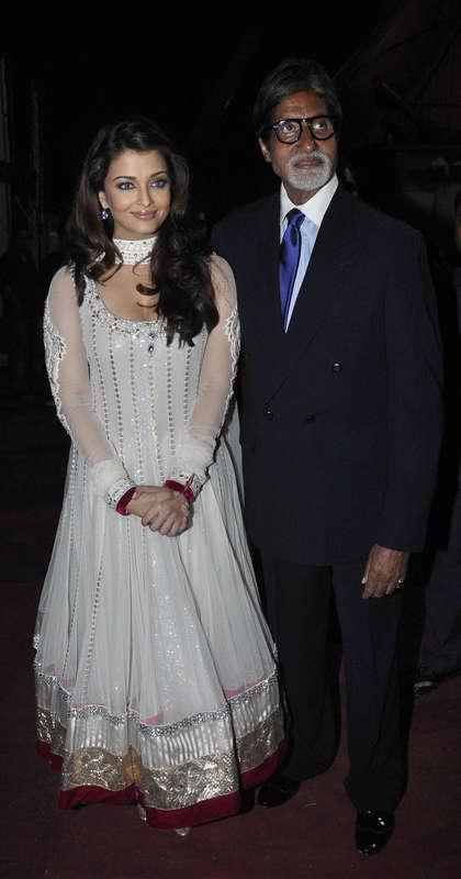 Big B And Aishwarya Rai Bachchan In Dubai: Where You Can See Them ...