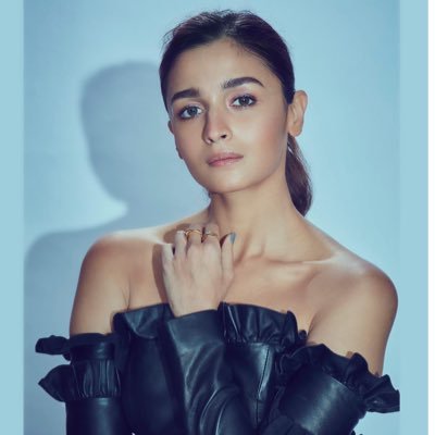 Alia Bhatt Makes Her Favourite Healthy Zucchini Curry And Here Is How ...