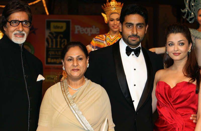 The Bachchans in Dubai to Celebrate New Year - Masala