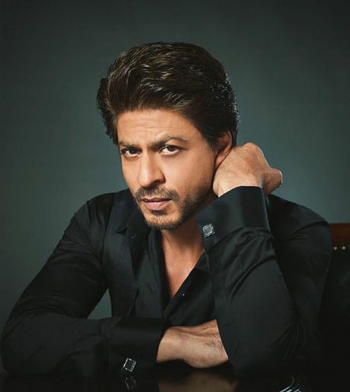 BREAKING: Shah Rukh Khan FINALLY begins shooting for Pathaan from