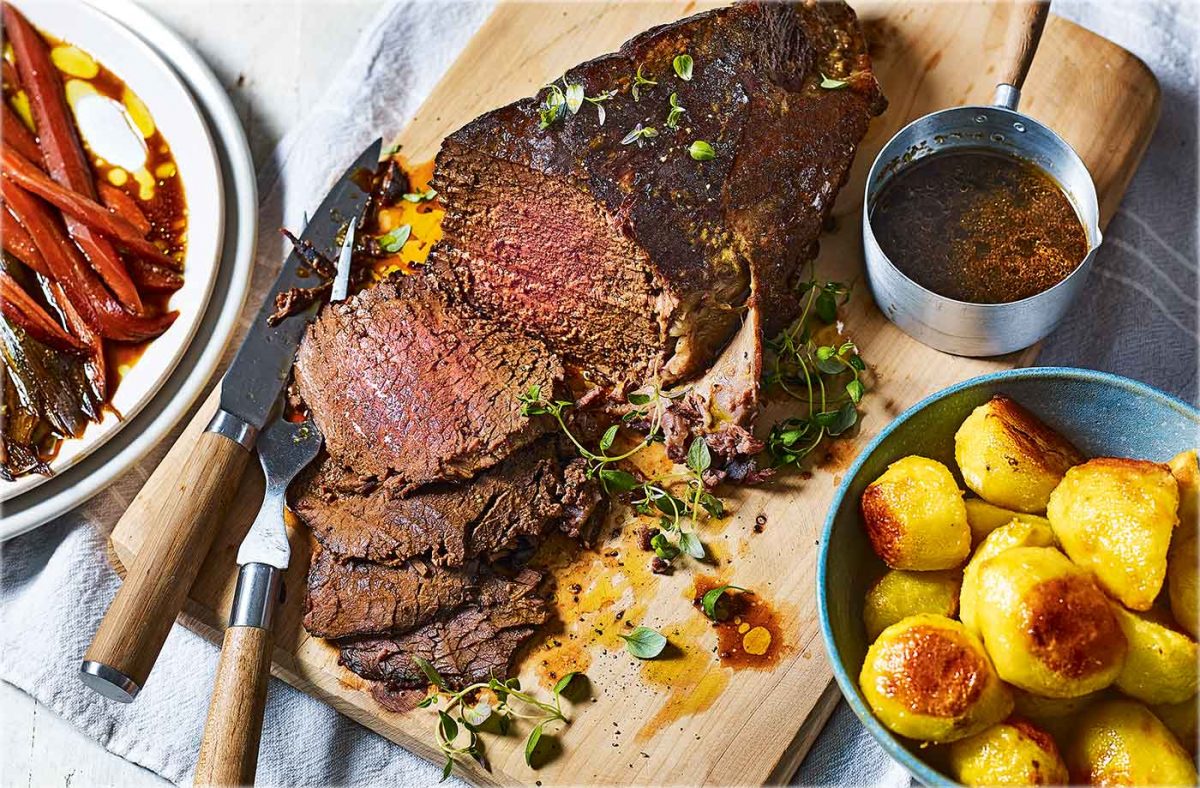 Christmas Dinner: Roast Beef | Masala