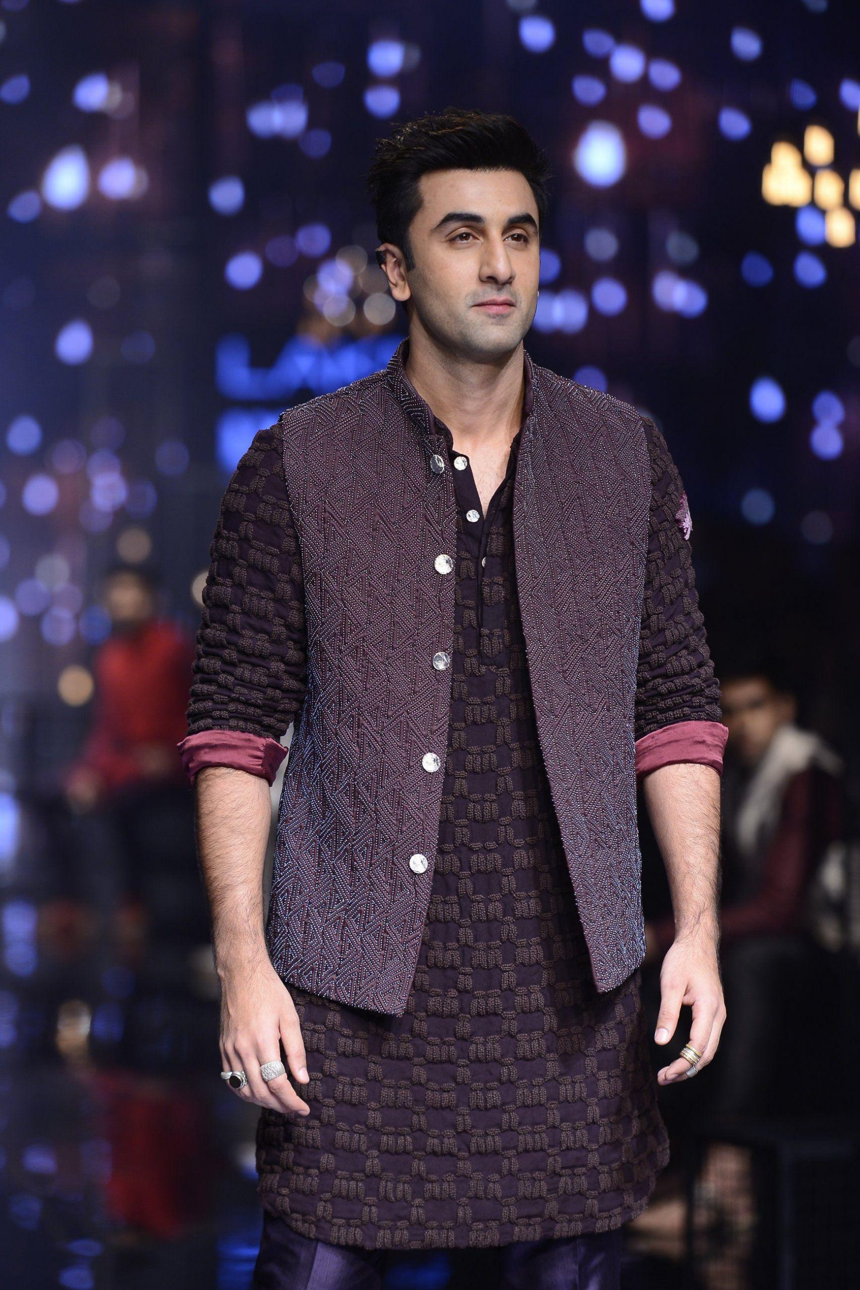 Ranbir Kapoor Turns Heads as the Showstopper at Fashion Show