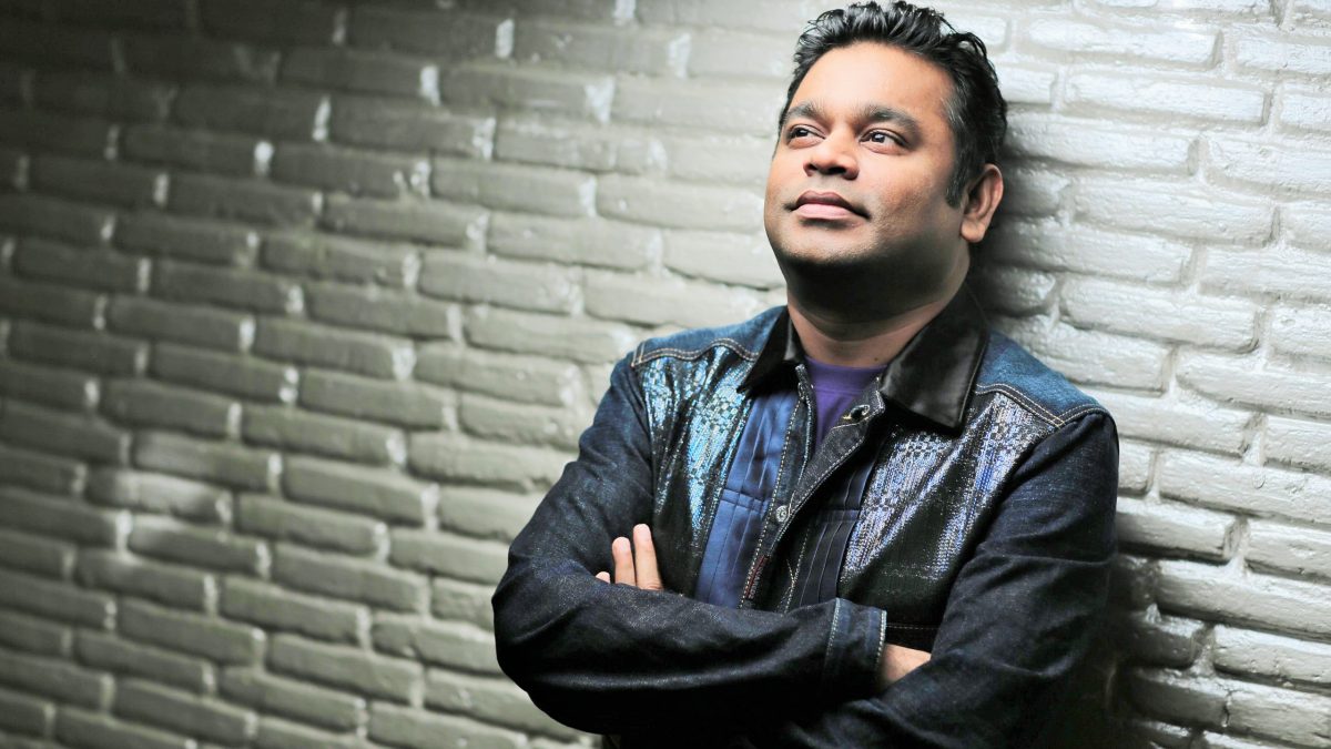 Watch! How 1000 School Girls Surprised AR Rahman - Masala