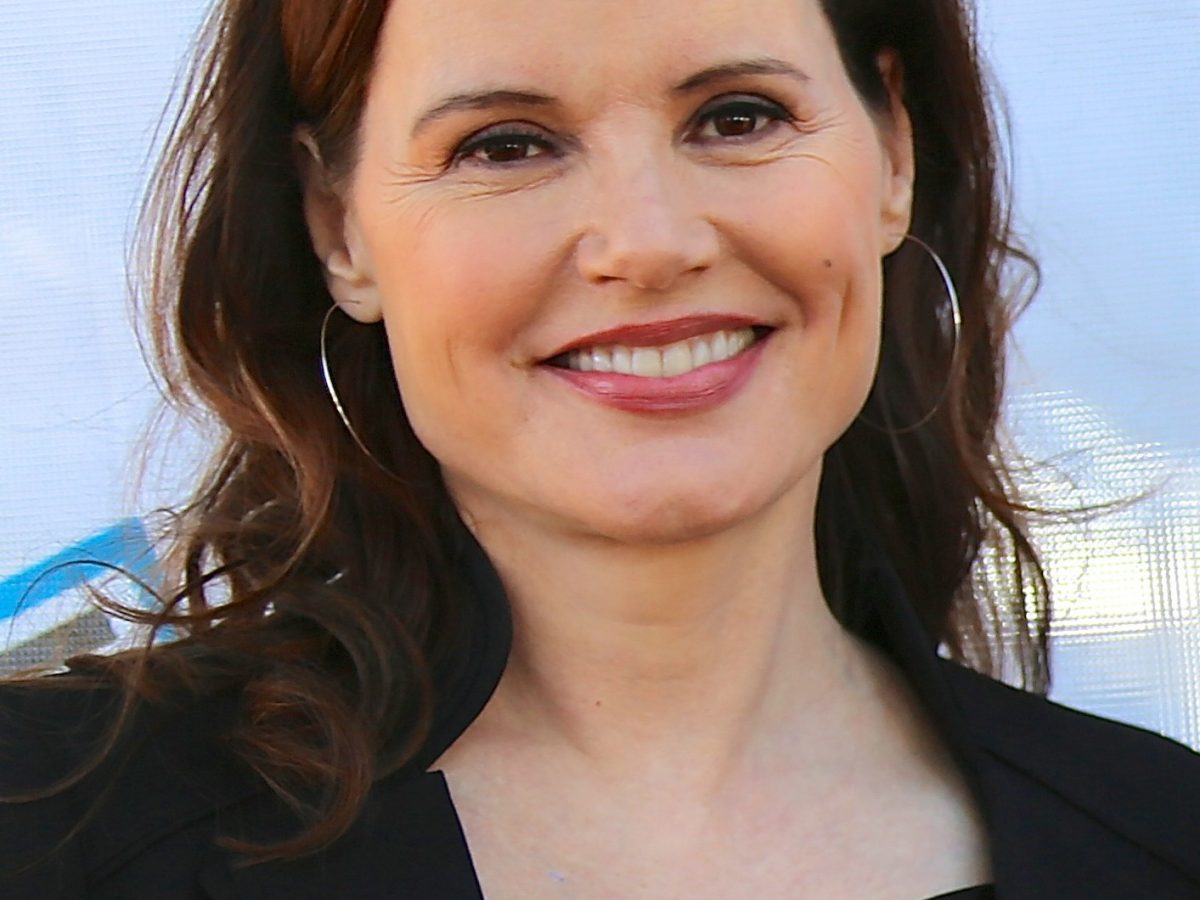 Geena Davis - News, Views, Reviews, Photos & Videos On Geena Davis - Masala