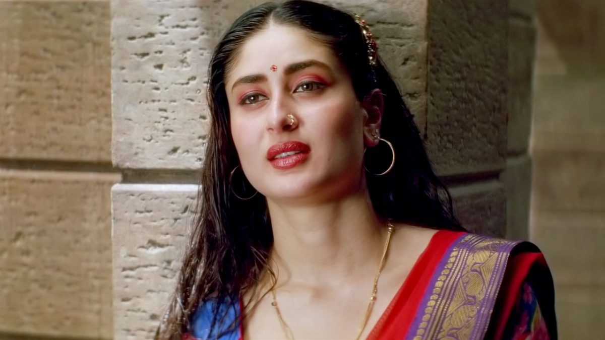 Kareena Kapoor Completes 19 Years In Bollywood - Masala