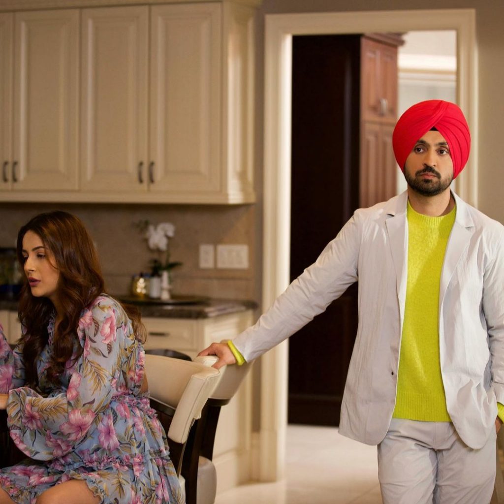 Honsla Rakh: These pictures of Diljit Dosanjh and Shehnaaz Gill are winning  hearts