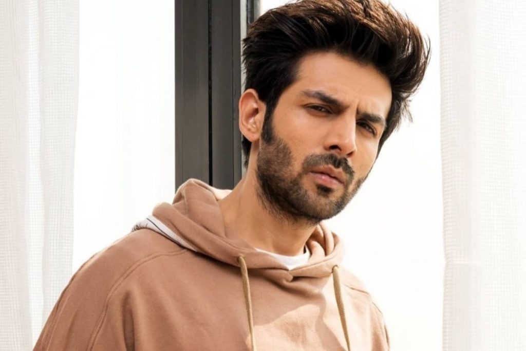 Did you know Kartik Aaryan was the first choice for Karan Johar's Mr ...