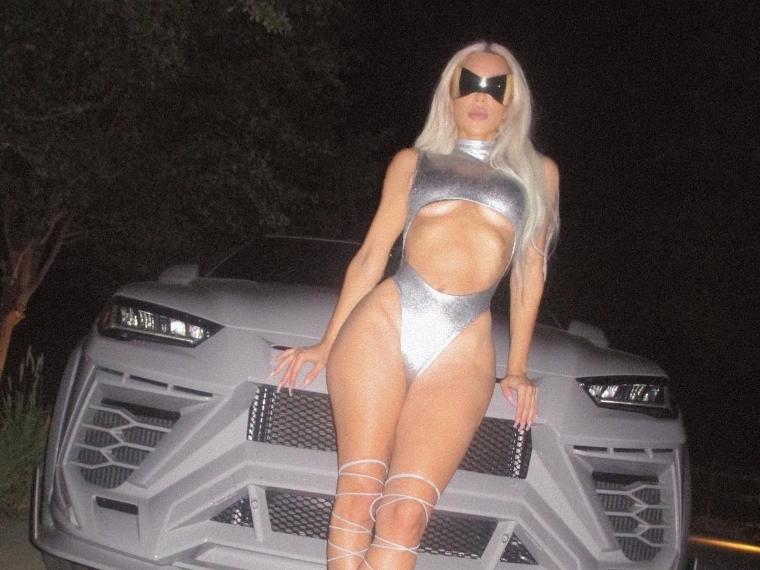 Kim Kardashian poses semi-naked alongside cryptic Instagram caption