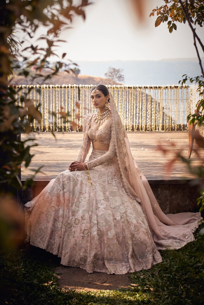 Athiya Shetty Lehenga: Athiya Shetty's wedding lehenga took 10,000 hours to  design; Here is every detail about her wedding attire - The Economic Times