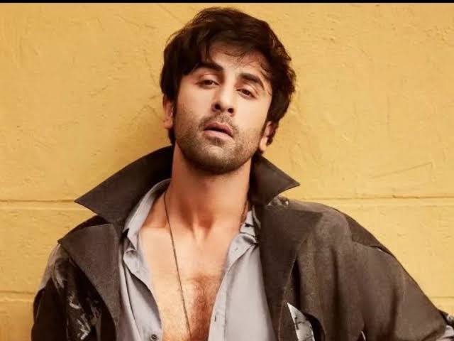 Ranbir Kapoor's New 'Yeh Jawaani Hai Deewani' Beard Is The Post