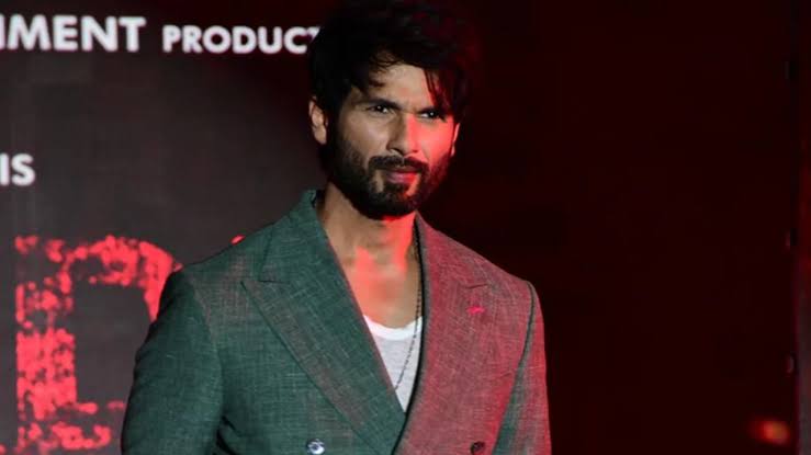 Shahid Kapoor reveals the reason behind choosing dark films