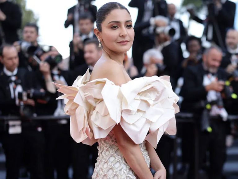 Cannes Anushka stuns in Richard Quin couture 1 beautiful