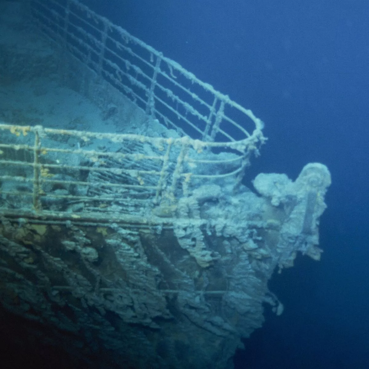 Dubai billionaire Hamish Harding missing as Titanic exploration ...