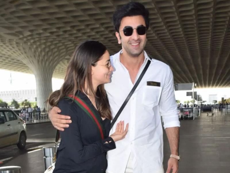 Ranbir Kapoor Sports Cool Airport Look