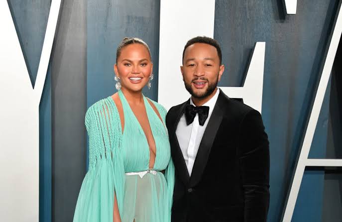 Chrissy Teigen And John Legend's Gesture For The Surrogate Mother Of ...