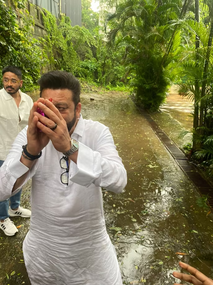 Sanjay Dutt nails the "Vaastav" look for his 64th birthday as he greets fans - See ALL the pics here