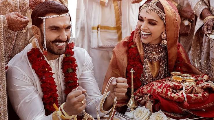 Ranveer Singh bares it all in new Rocky Aur Rani promo, Deepika Padukone  reacts