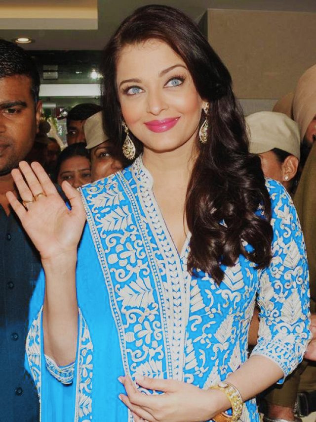 7 times Aishwarya Rai looked amazing in blue - Masala