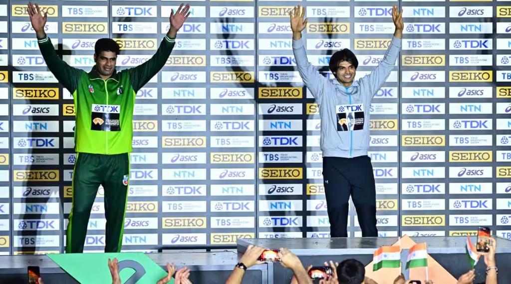 India's Neeraj Chopra Wins Gold Medal, While Pakistan's Arshad Nadeem ...