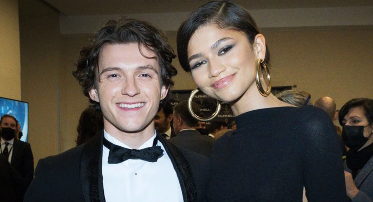Tom Holland And Zendaya Spotted Making Out, Sparks New Romance