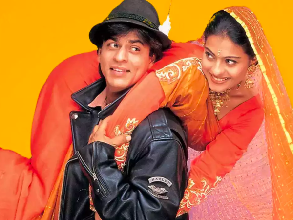 Romancing 101: 10 Most Popular Bollywood Onscreen Couples! - Masala.com