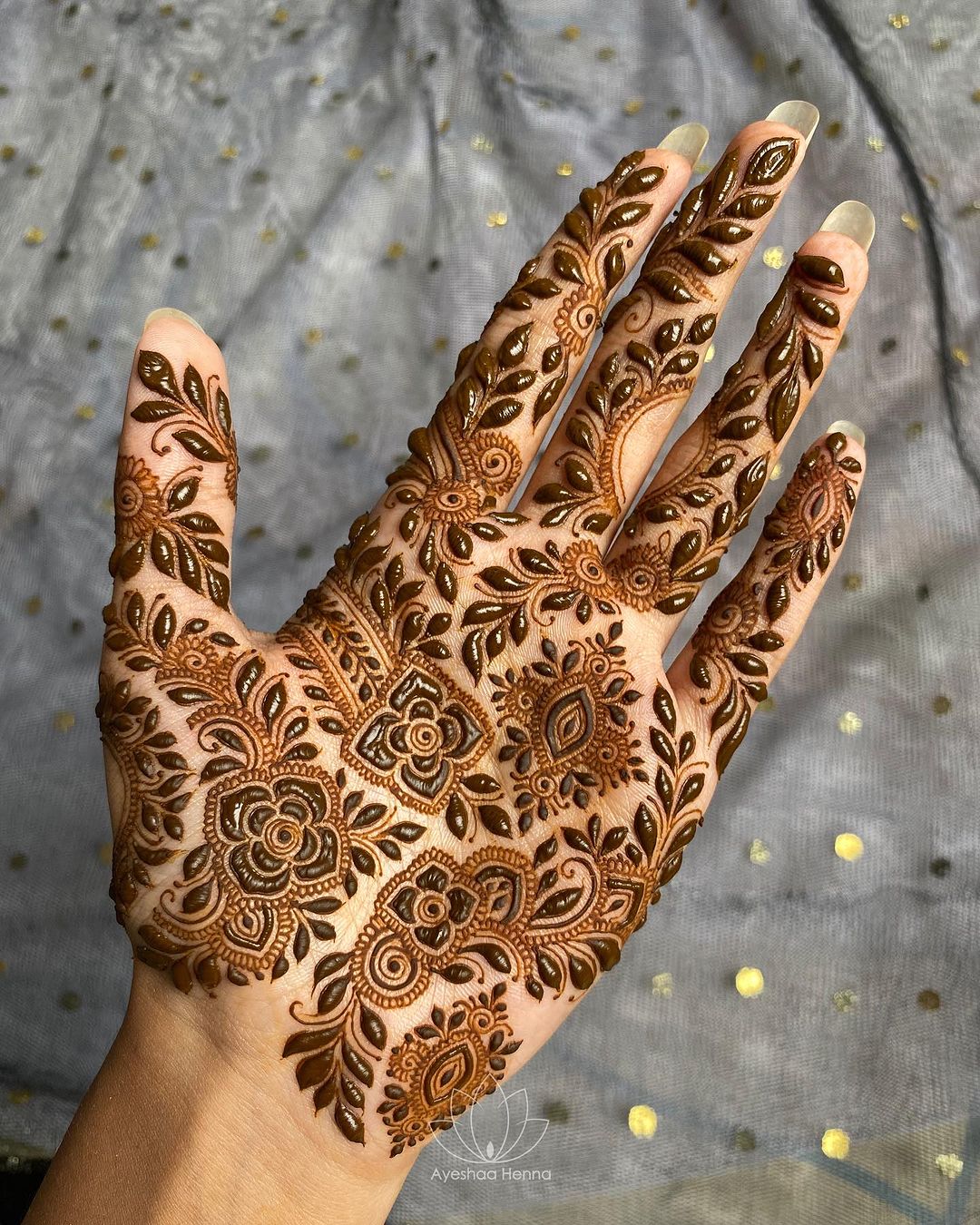 Top 180+ Simple Mehndi Designs | WeddingBazaar