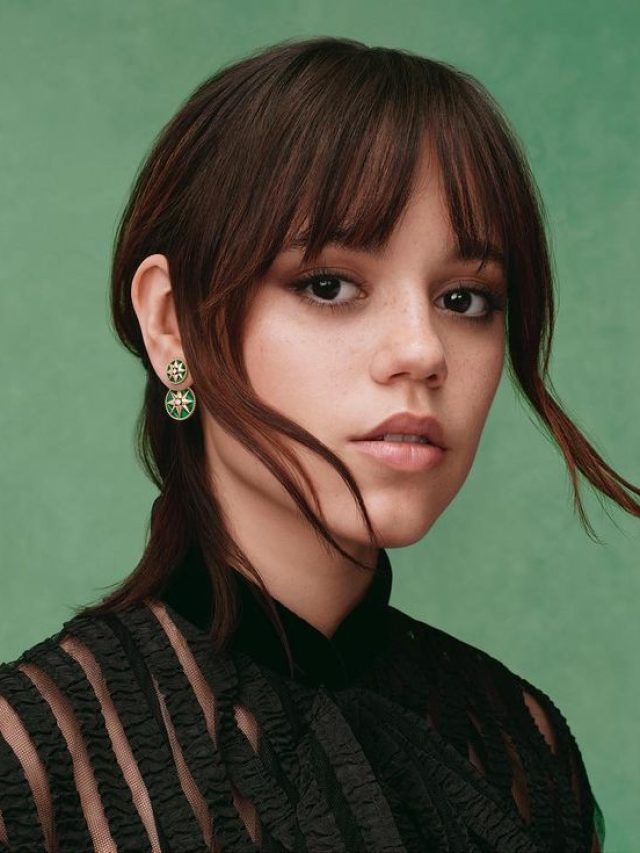 Jenna Ortega's stunning black outfits that left us impressed - Masala