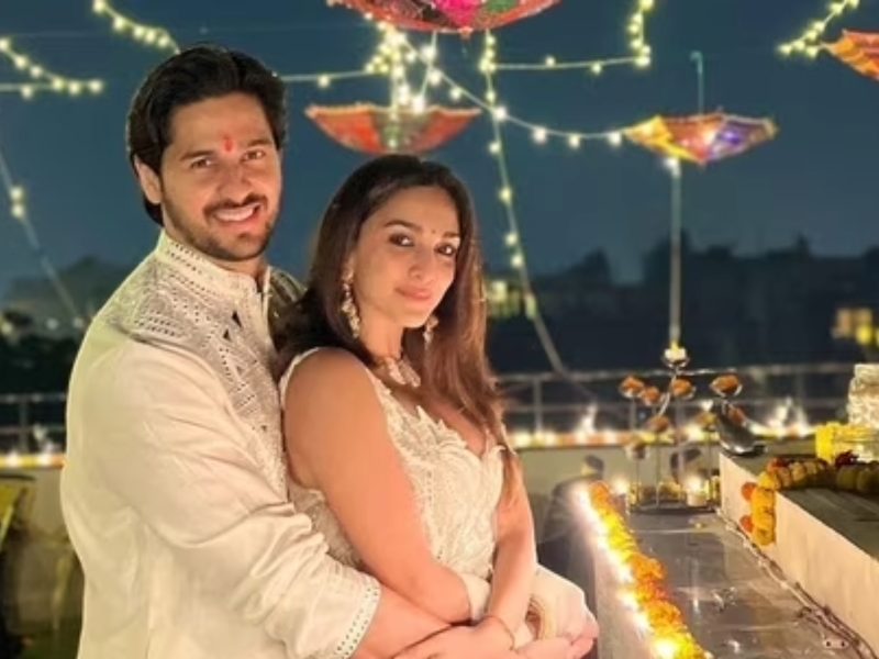 Sidharth Malhotra And Kiara Advani STUN As They Celebrate 1st Diwali As ...