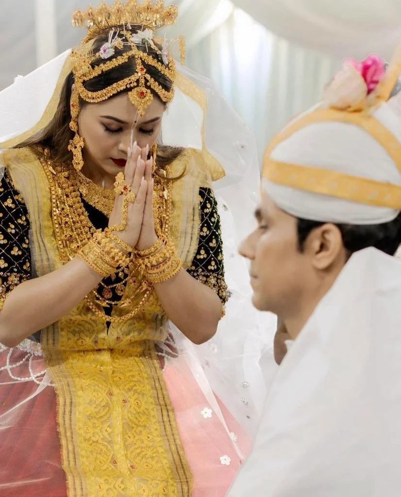 Manipuri traditional dress of marriage | Traditional dresses, Traditional  indian outfits, Indian wedding fashion