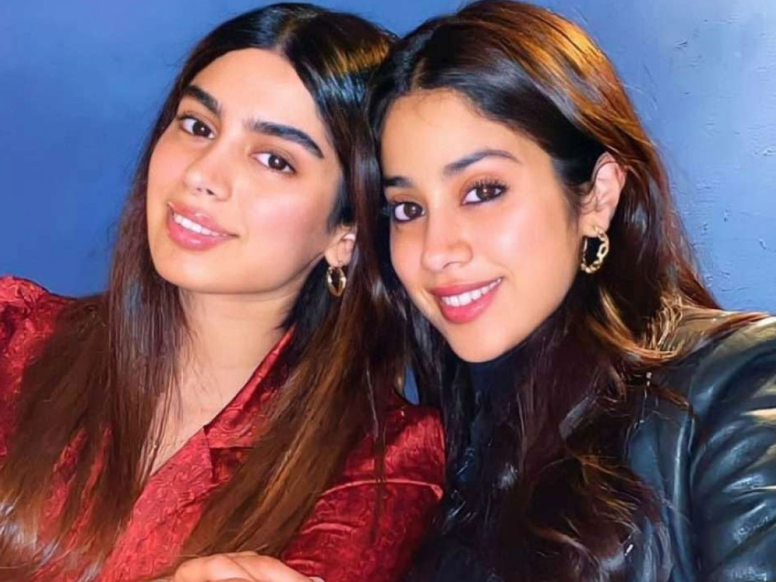 Khushi Kapoor wishes Janhvi Kapoor birthday with a throwback pictures -  Masala