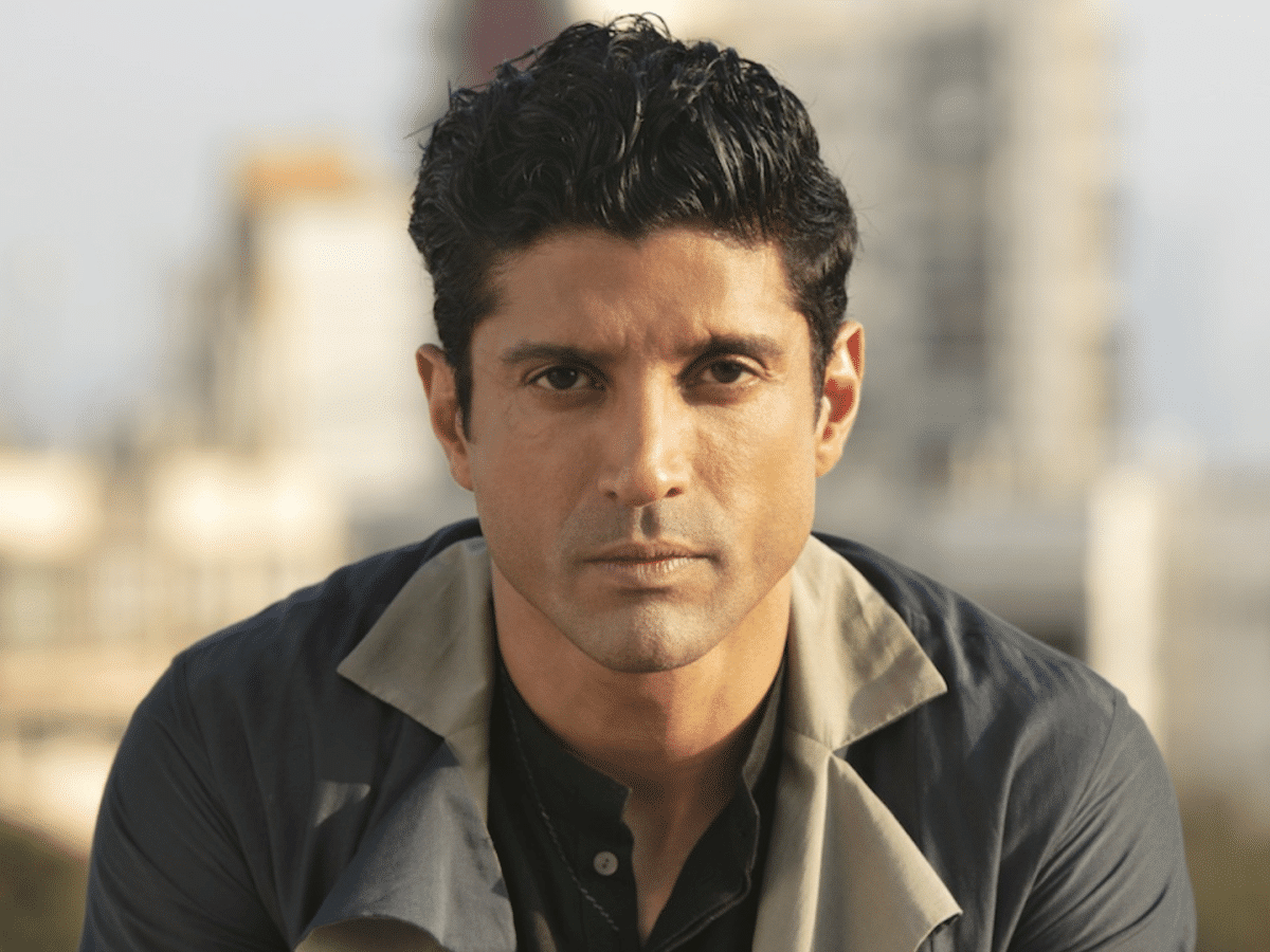 Farhan Akhtar announces re-release of THIS popular film he directed