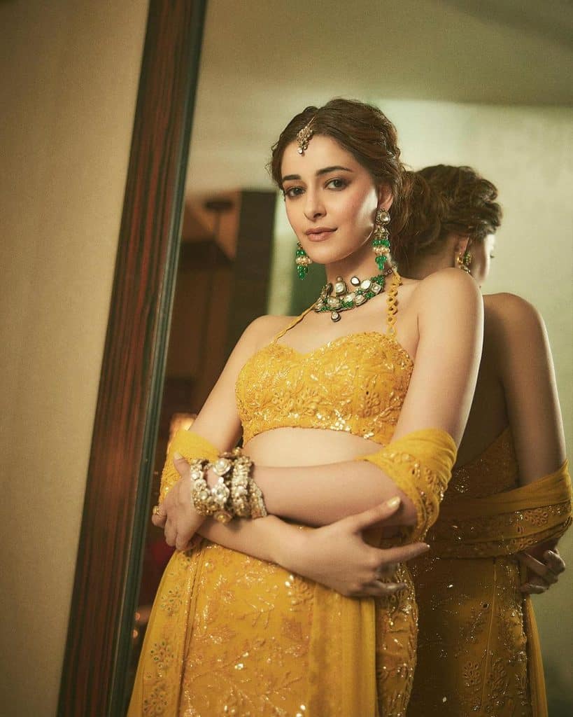 Ananya Panday's 5 best lehengas: From dreamy florals to glittering ...