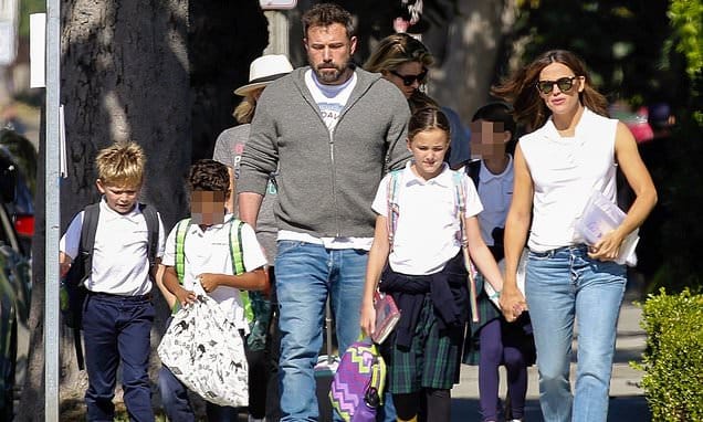 Ben Affleck finds Christmas joy after reconnecting with Jennifer Garner and their kids: “Spending time with Jen and the kids has helped him…”