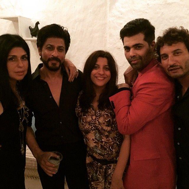 Spotted : SRK, Ranveer & Other Celebs At Deepika Padukone's 'Piku