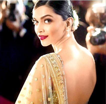 It's very much there! Deepika Padukone's pics flaunting her 'RK' tattoo  while working out go viral – Filmymantra
