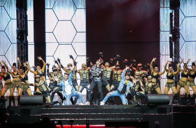 Salman Khans Dabangg Tour Reloaded Dubai 30 Must See Pictures From The Show Masala