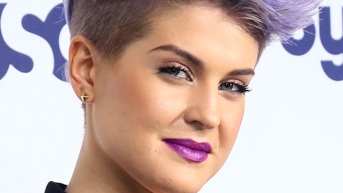 Kelly Osbourne Makes Self Care And Recovery Top Priority For 2020 Masala Com