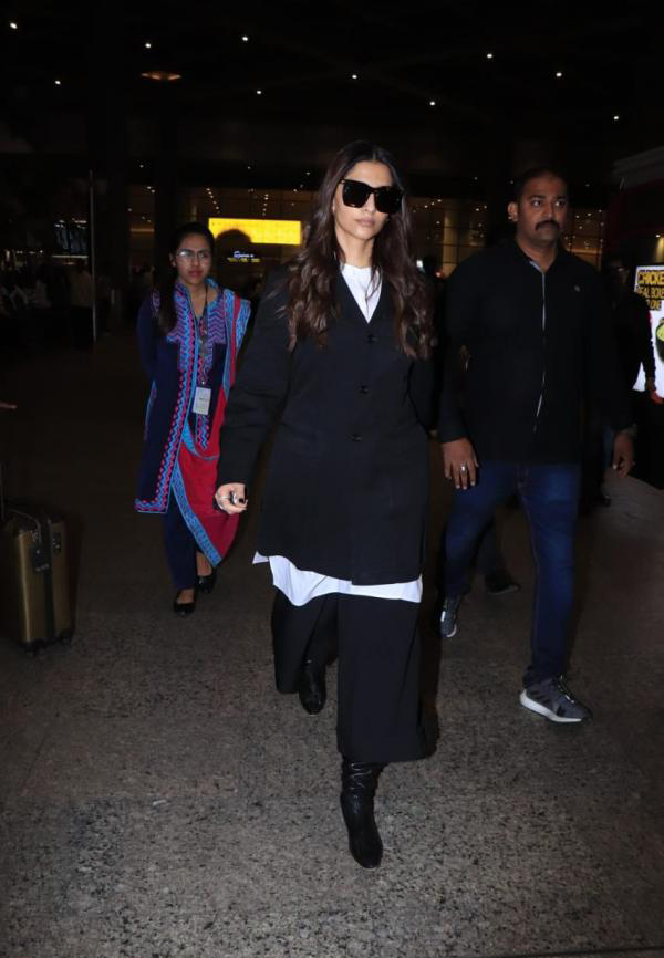 Sonam Kapoor Puts Her Best Foot Forward In Latest Airport Look - Masala