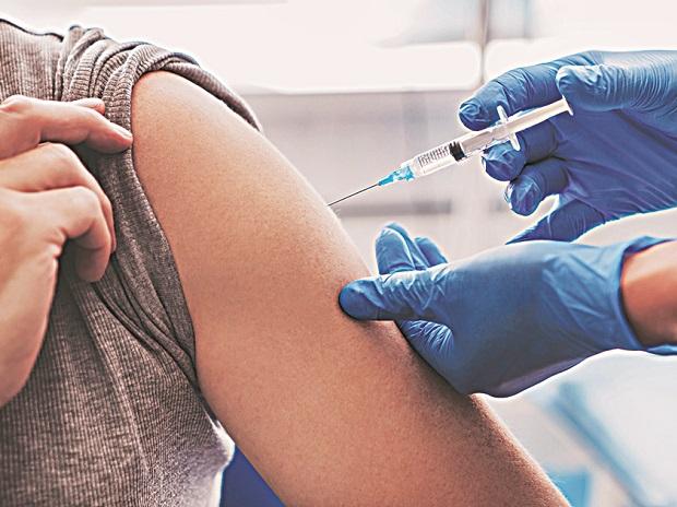 Ramadan 2021: Is it safe and permissible to get your Covid-19 vaccine while fasting? - Masala.com